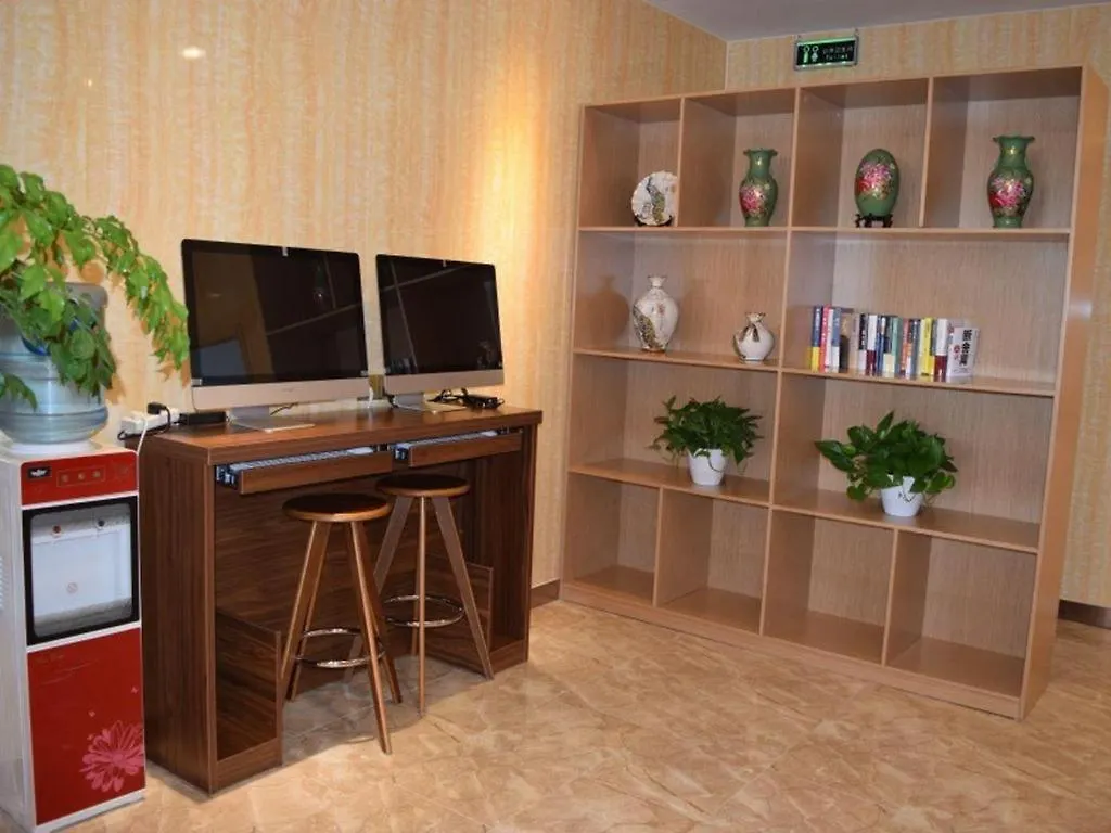 Greentree Inn Zhengzhou Xinzheng City Longhu Town Xiangyun Road Express Hotel