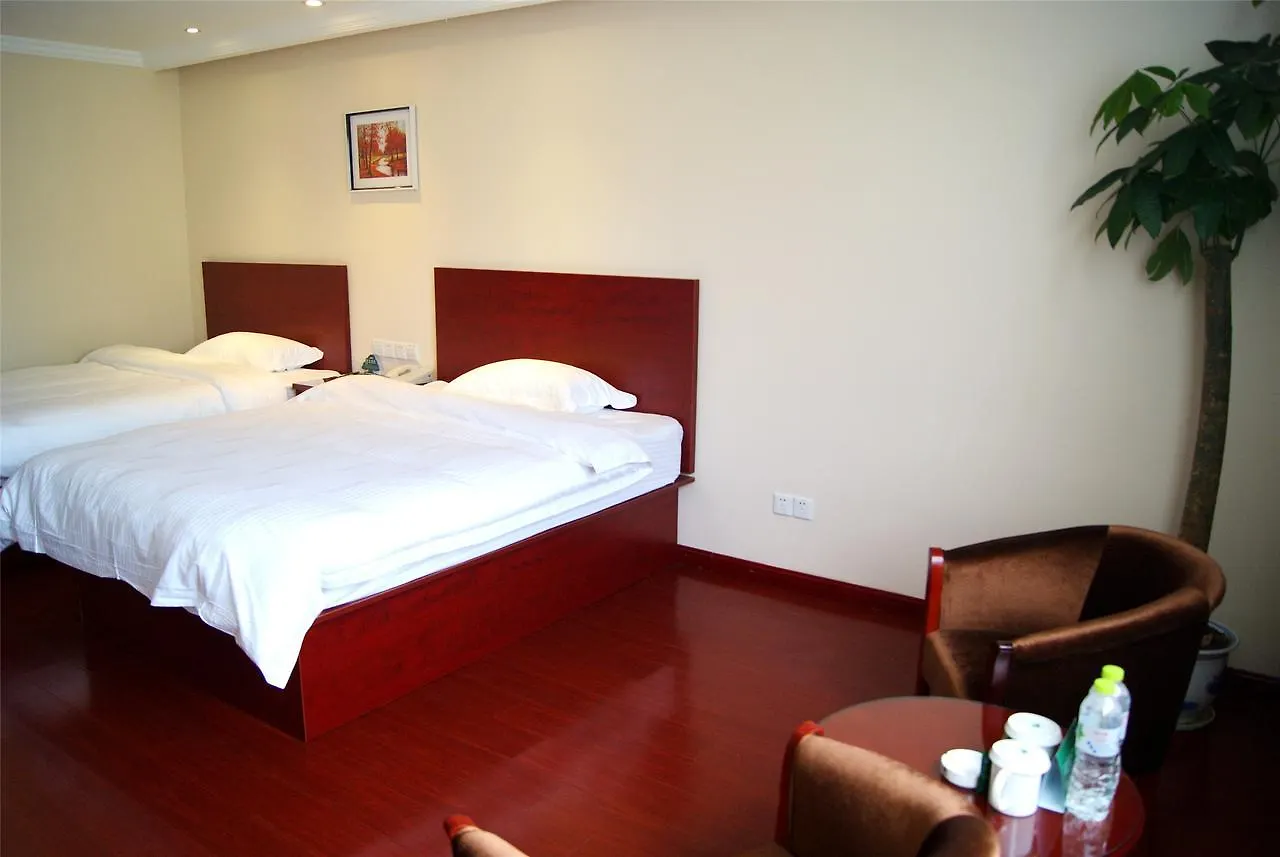 Greentree Inn Zhengzhou Xinzheng City Longhu Town Xiangyun Road Express Hotel
