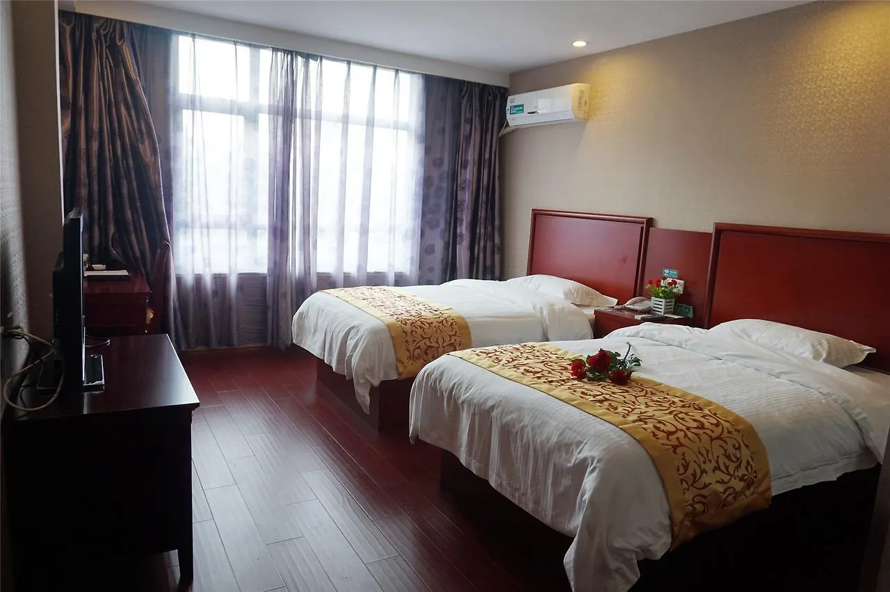 Greentree Inn Zhengzhou Xinzheng City Longhu Town Xiangyun Road Express Hotel