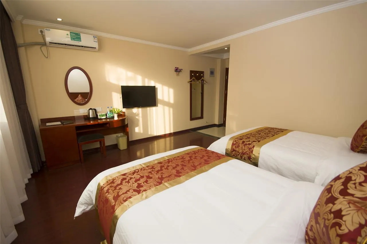 Greentree Inn Zhengzhou Xinzheng City Longhu Town Xiangyun Road Express Hotel